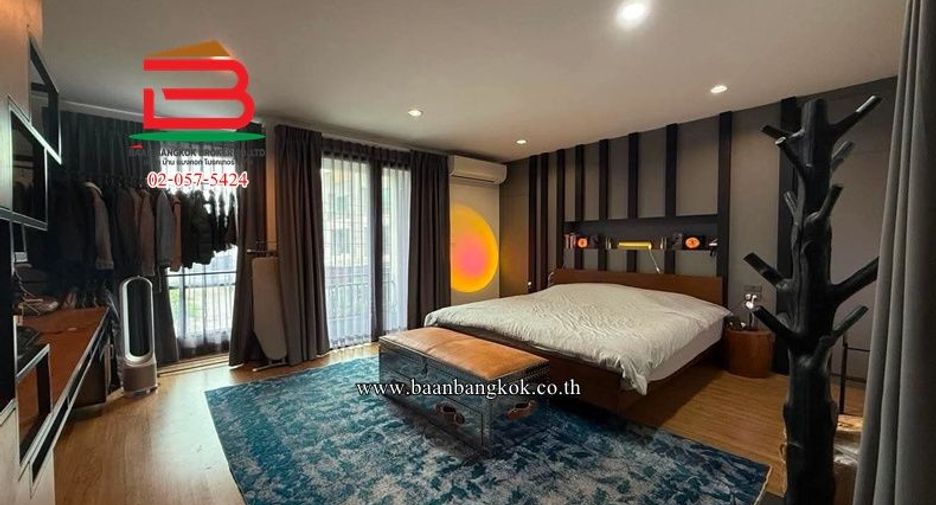 For sale 3 bedrooms townhouse in Phra Pradaeng, Samut Prakan