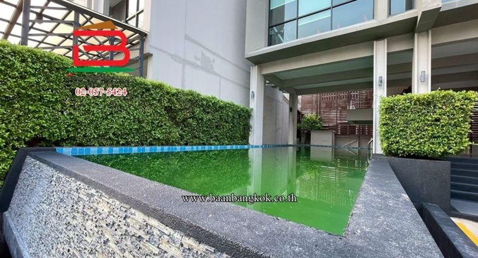 For sale 3 bedrooms townhouse in Phra Pradaeng, Samut Prakan