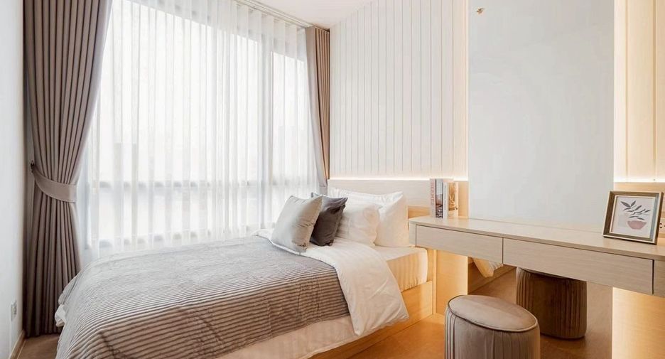 For rent 2 bedrooms condo in Watthana, Bangkok