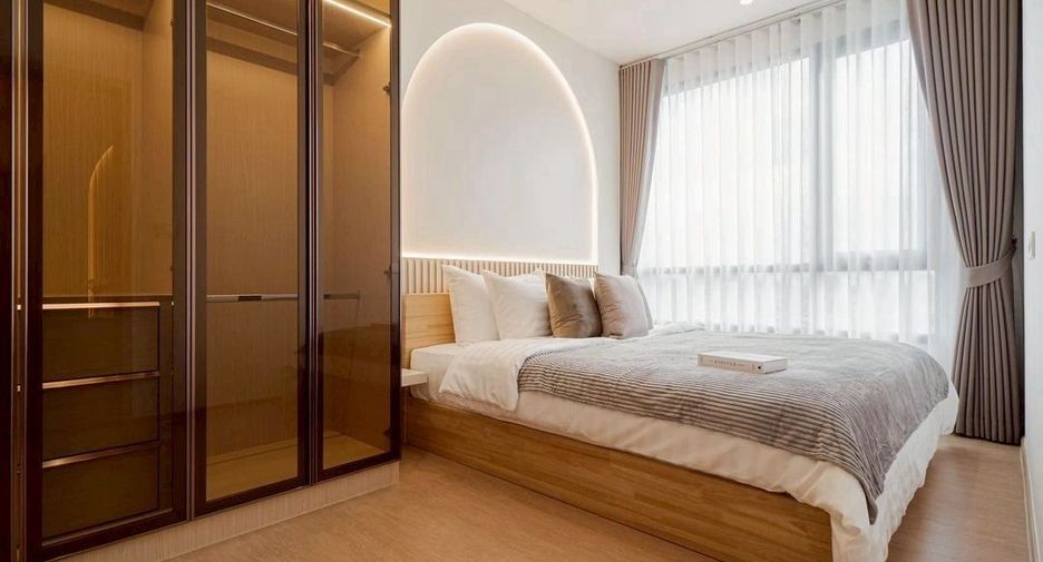 For rent 2 bedrooms condo in Watthana, Bangkok