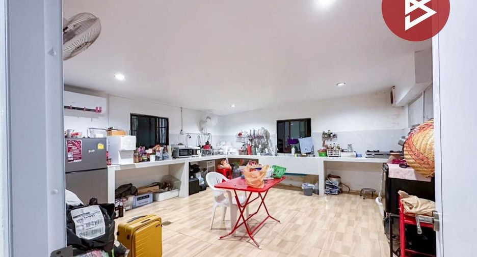 For sale 3 bedrooms house in Mueang Roi Et, Roi Et