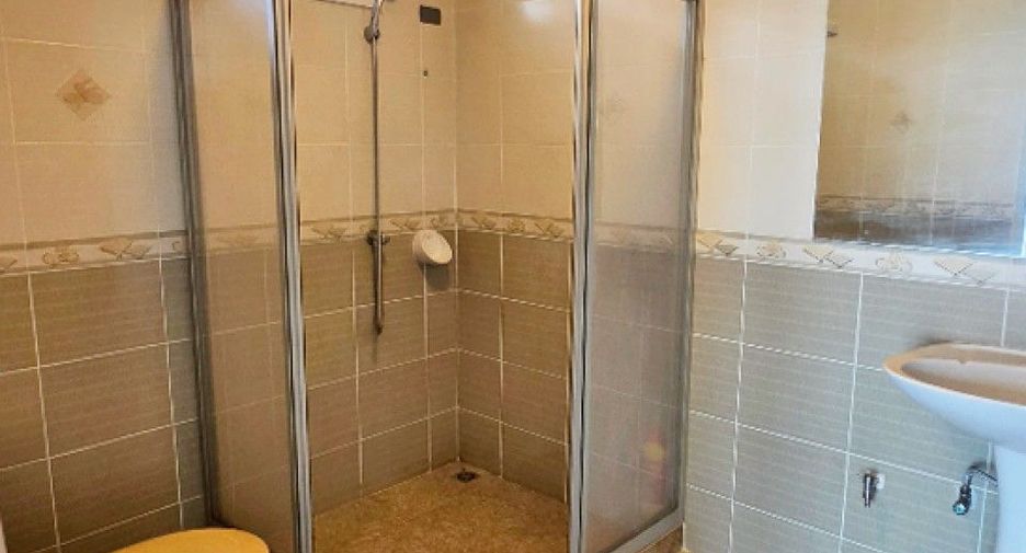 For sale 3 bedrooms house in Mueang Nonthaburi, Nonthaburi