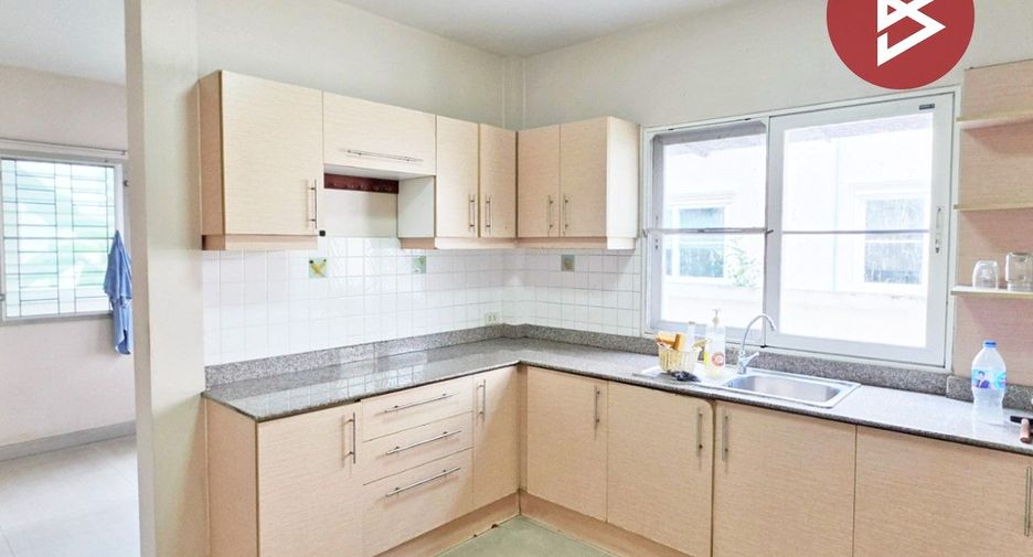 For sale 3 bedrooms house in Mueang Nonthaburi, Nonthaburi