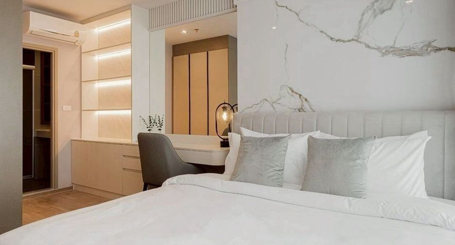 For rent 1 bed condo in Huai Khwang, Bangkok