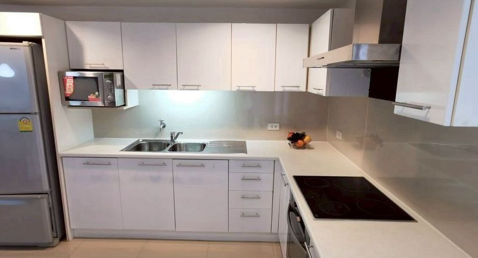 Condo en alquiler de 2 habitaciones en Watthana, Bangkok