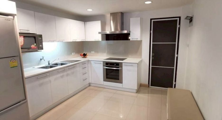 Condo en alquiler de 2 habitaciones en Watthana, Bangkok