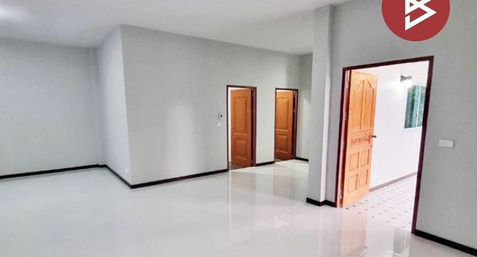 Haus zum Kauf mit 2 Zimmer in Sai Ngam, Kamphaeng Phet