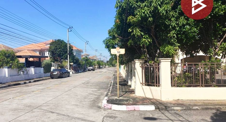 For sale 3 bedrooms house in Nong Chok, Bangkok