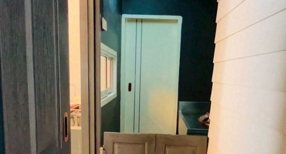 Haus zur Miete mit Studio in Sathon, Bangkok