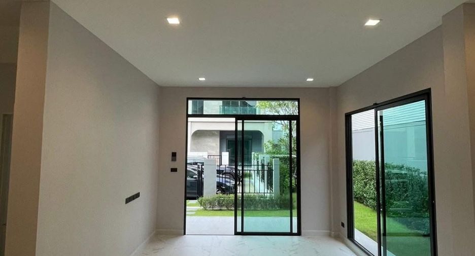 For sale 4 bedrooms house in Bang Kruai, Nonthaburi