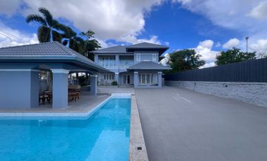 Casa en alquiler y en venta de 5 habitaciones en East Pattaya, Pattaya