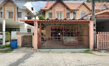 For sale 3 ベッドルーム townhouse in Mueang Chon Buri, Chonburi