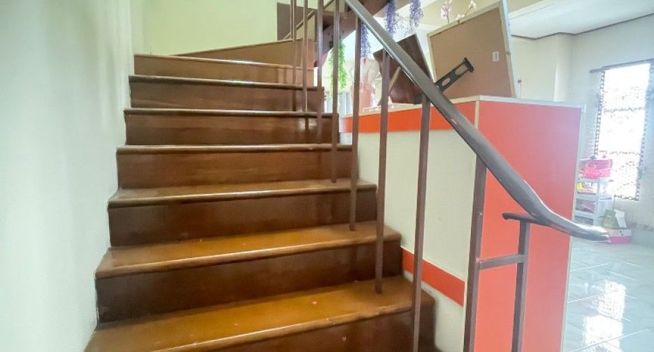 For sale 3 ベッドルーム townhouse in Mueang Chon Buri, Chonburi