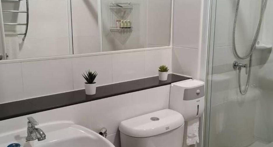 For rent 1 Beds condo in Phra Khanong, Bangkok