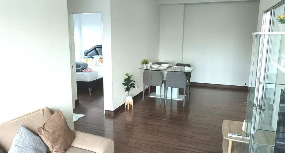 For rent 2 bedrooms condo in Mueang Chiang Mai, Chiang Mai