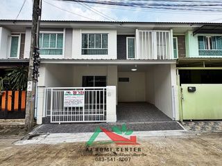 Reihenhaus zum Kauf mit 3 Zimmer in Mueang Nonthaburi, Nonthaburi