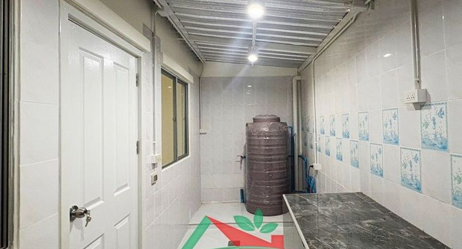 For sale 3 bedrooms townhouse in Mueang Nonthaburi, Nonthaburi