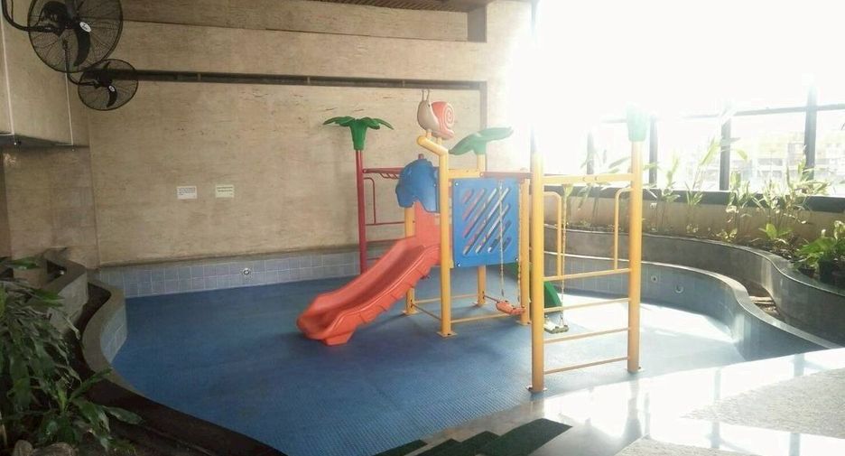 For rent and for sale 2 bedrooms condo in Khlong Toei, Bangkok