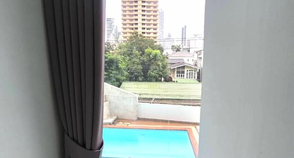 For rent 1 bed condo in Watthana, Bangkok