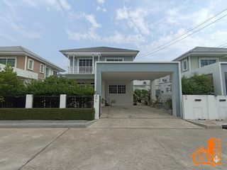 出租 4 卧室 独立屋 在 Mueang Pathum Thani, Pathum Thani