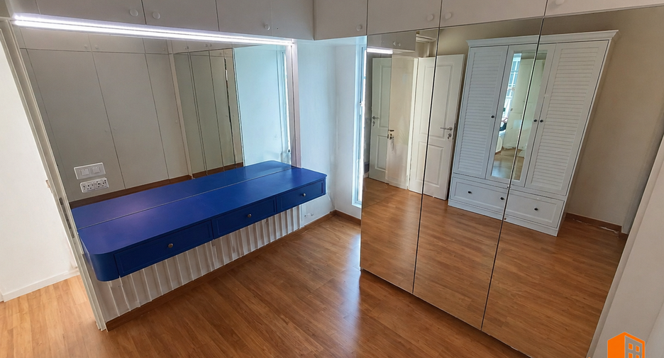 For rent 4 bedrooms house in Mueang Pathum Thani, Pathum Thani