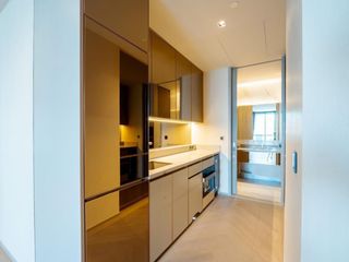 For rent and for sale 4 bedrooms condo in Sathon, Bangkok