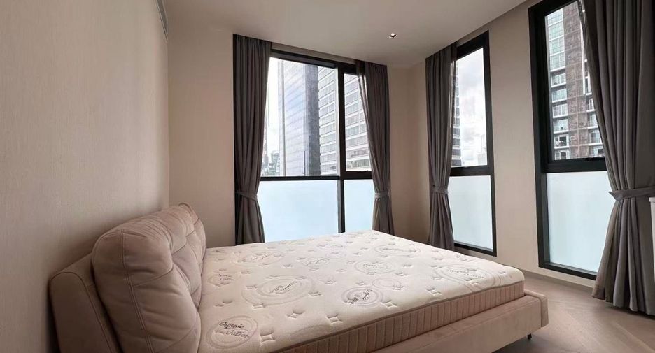 For rent and for sale 4 bedrooms condo in Sathon, Bangkok