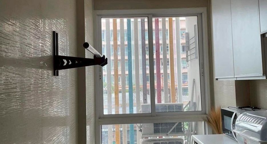 For sale 1 bed condo in Wang Thonglang, Bangkok