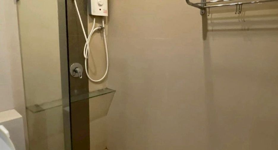 For sale 1 bed condo in Wang Thonglang, Bangkok