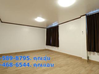 出租 3 卧室 联排别墅 在 Khlong Toei, 曼谷