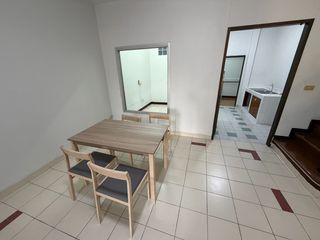 Casa adosada en alquiler de 3 habitaciones en Hang Dong, Chiang Mai