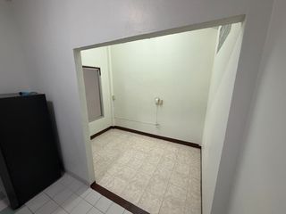 Casa adosada en alquiler de 3 habitaciones en Hang Dong, Chiang Mai