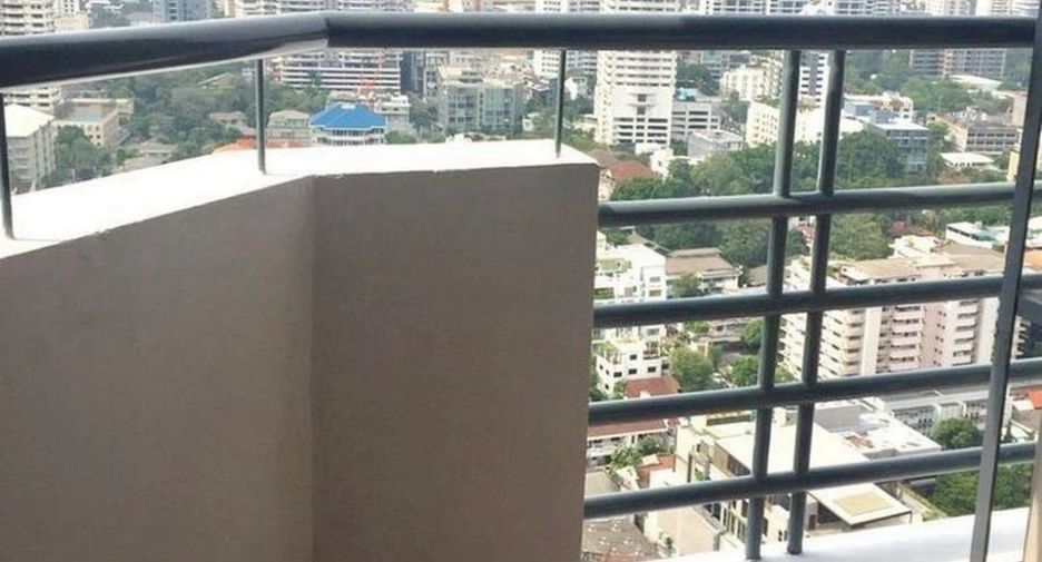 For rent 2 ベッドルーム condo in Khlong Toei, Bangkok