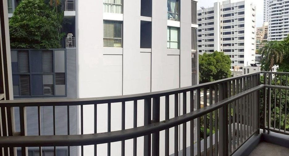 For rent and for sale 2 bedrooms condo in Watthana, Bangkok