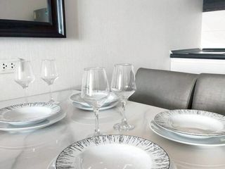For rent 2 bedrooms condo in Huai Khwang, Bangkok