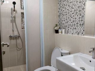 For rent 2 bedrooms condo in Huai Khwang, Bangkok
