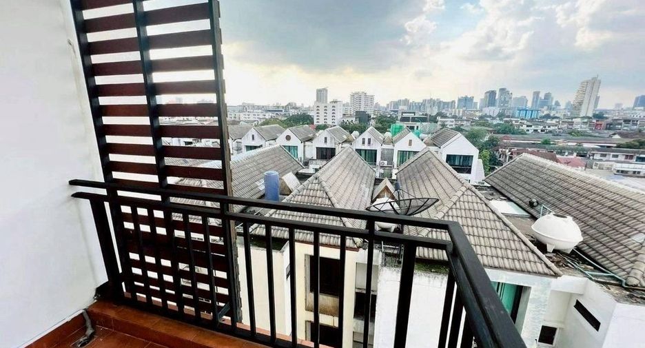 For rent 1 bed condo in Huai Khwang, Bangkok