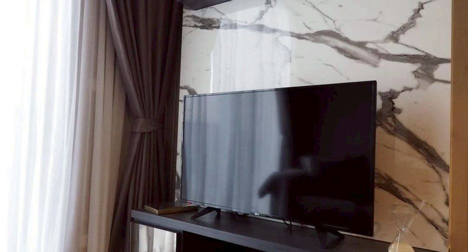 For rent 2 bedrooms condo in Khlong San, Bangkok