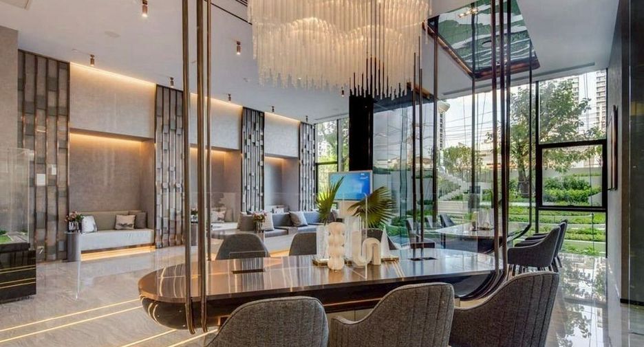 For rent and for sale 1 bed condo in Huai Khwang, Bangkok