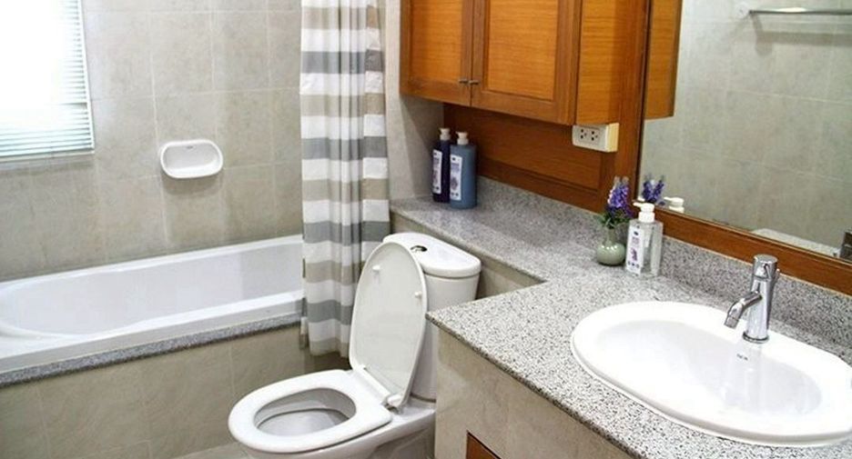 Wohnung zur Miete mit 3 Zimmer in Watthana, Bangkok