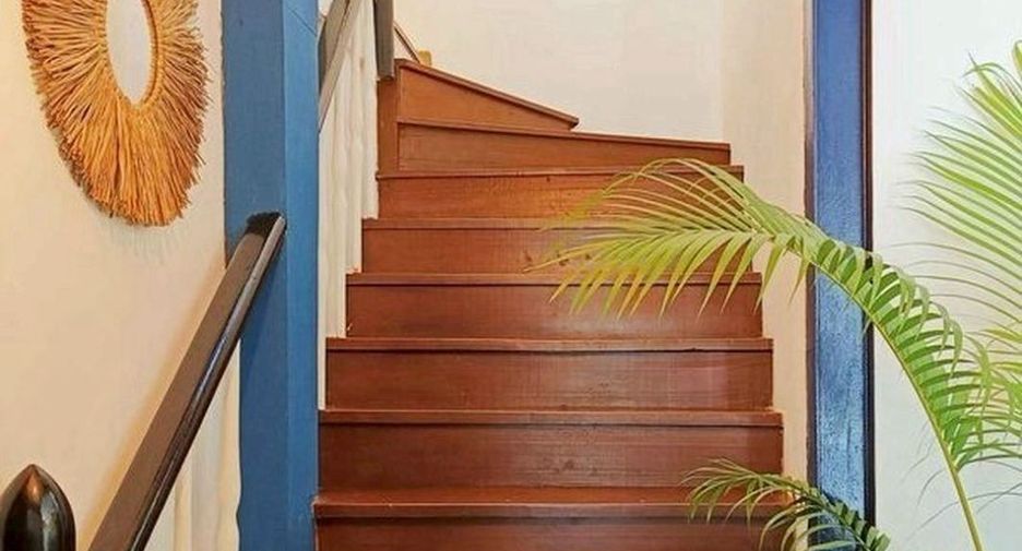 For rent 3 bedrooms house in Ratchathewi, Bangkok