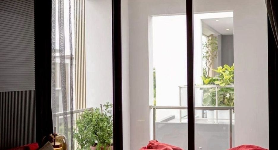 For rent 4 bedrooms house in Suan Luang, Bangkok