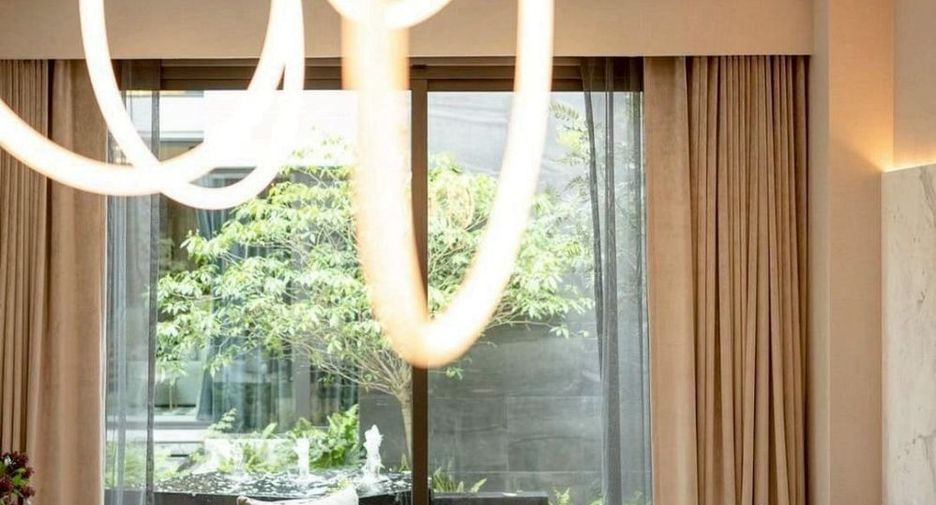 For rent 4 bedrooms house in Suan Luang, Bangkok