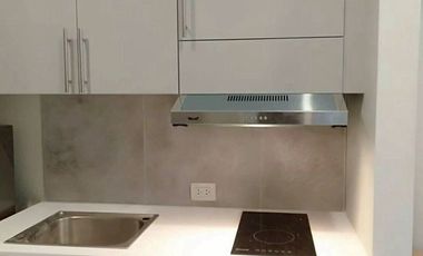 For rent 1 bed condo in Pathum Wan, Bangkok