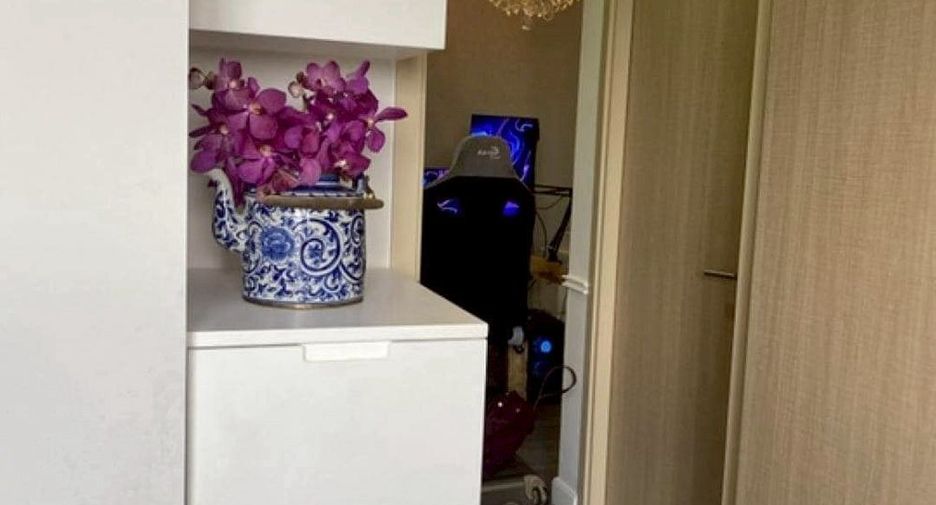 For rent and for sale 2 bedrooms condo in Yan Nawa, Bangkok