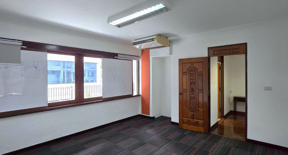 Haus zum Kauf mit 5 Zimmer in Pathum Wan, Bangkok