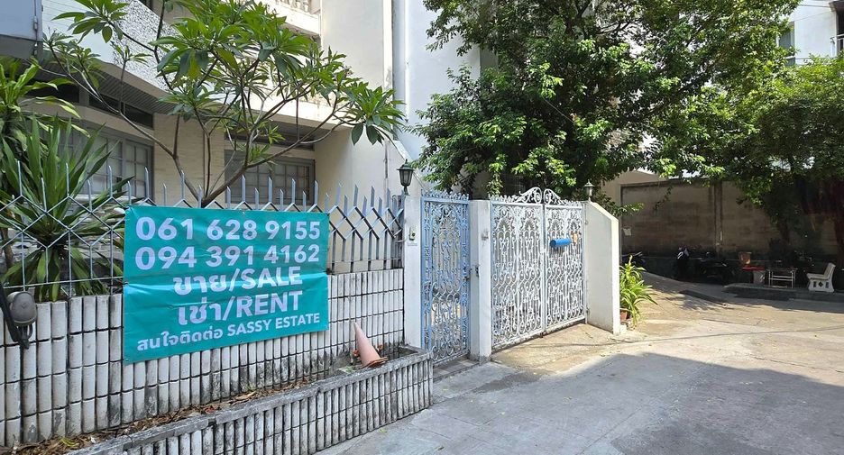 Haus zum Kauf mit 5 Zimmer in Pathum Wan, Bangkok