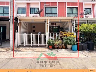 For sale 4 bedrooms townhouse in Thanyaburi, Pathum Thani