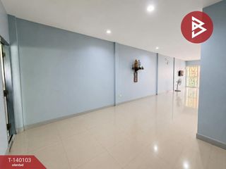 出售 2 卧室 联排别墅 在 Phan Thong, Chon Buri