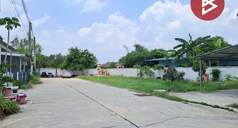 Reihenhaus zum Kauf mit 2 Zimmer in Phan Thong, Chonburi
